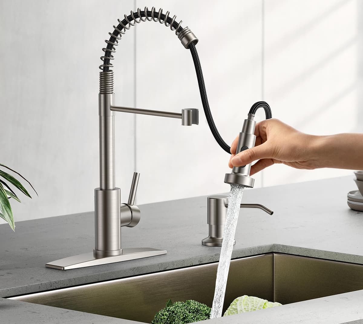 kitchen faucet (15) kitchen faucet (15)