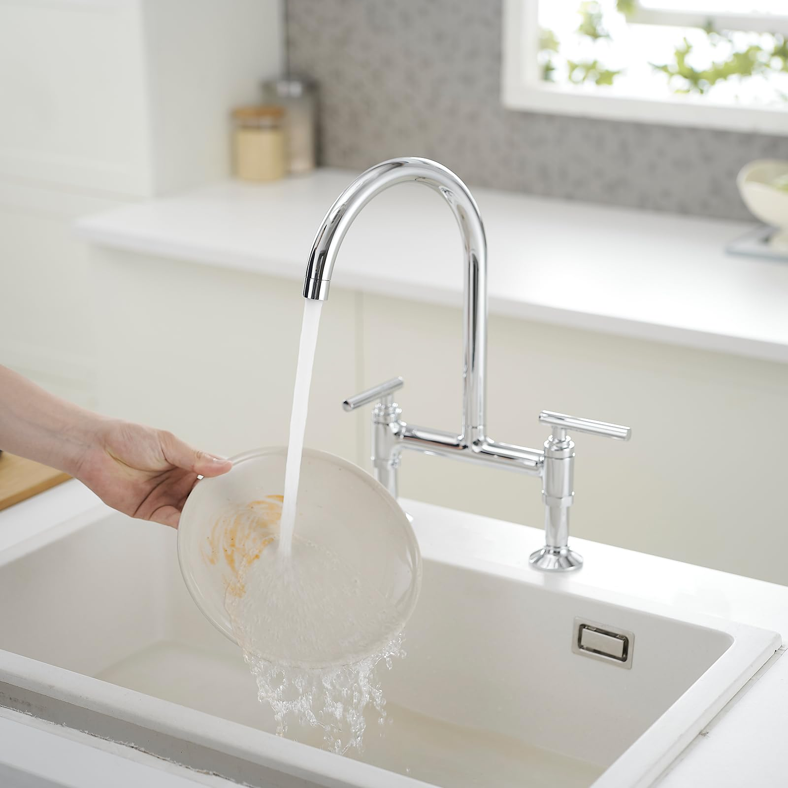 2-Hole Bridge Faucet 2-Hole Bridge Faucet