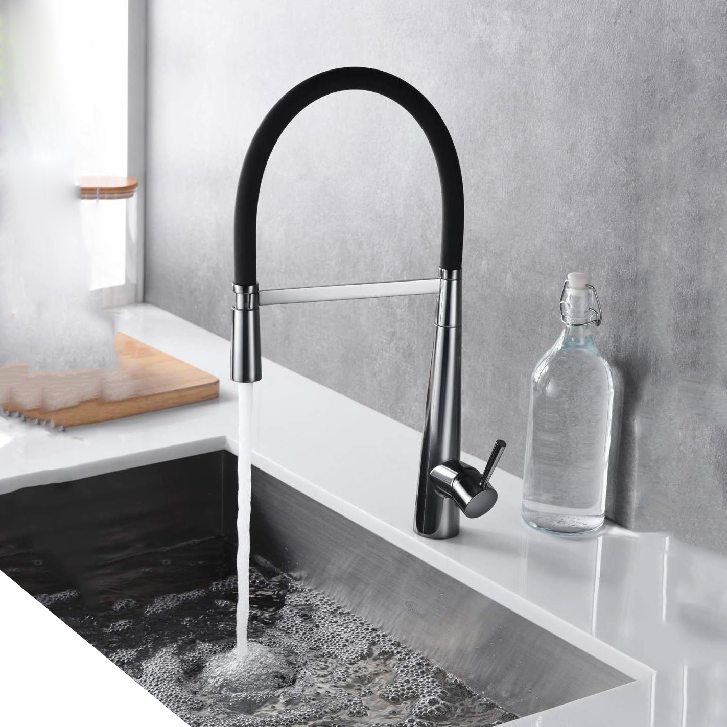 Manufacturer Health UPC Flexible Pull Out Long Neck Kitchen Sink Faucet with Rubber Neck Pull down Sprayer