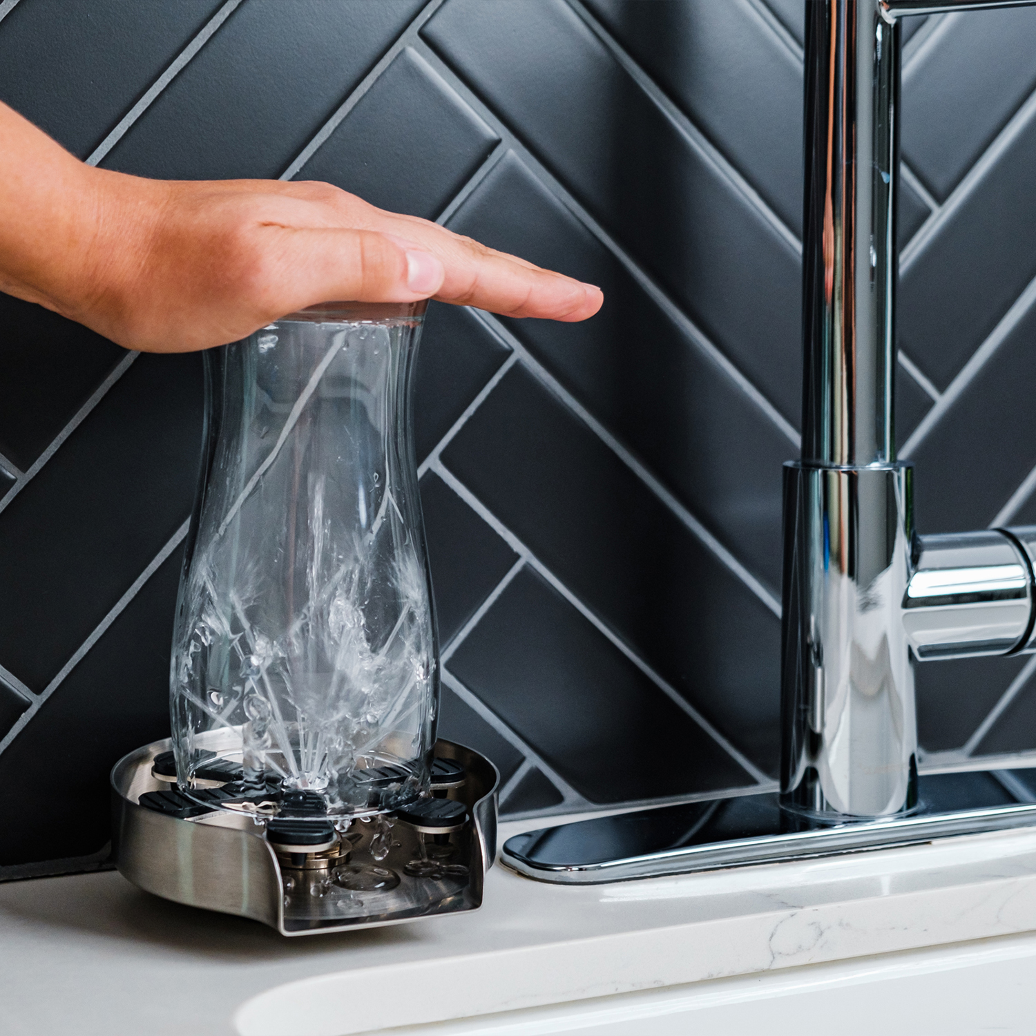 High-quality 304 stainless steel glass rinser Silver cup rinser for sink Stainless Steel Kitchen Faucet Sink Accessories, Baby Bottle Washer