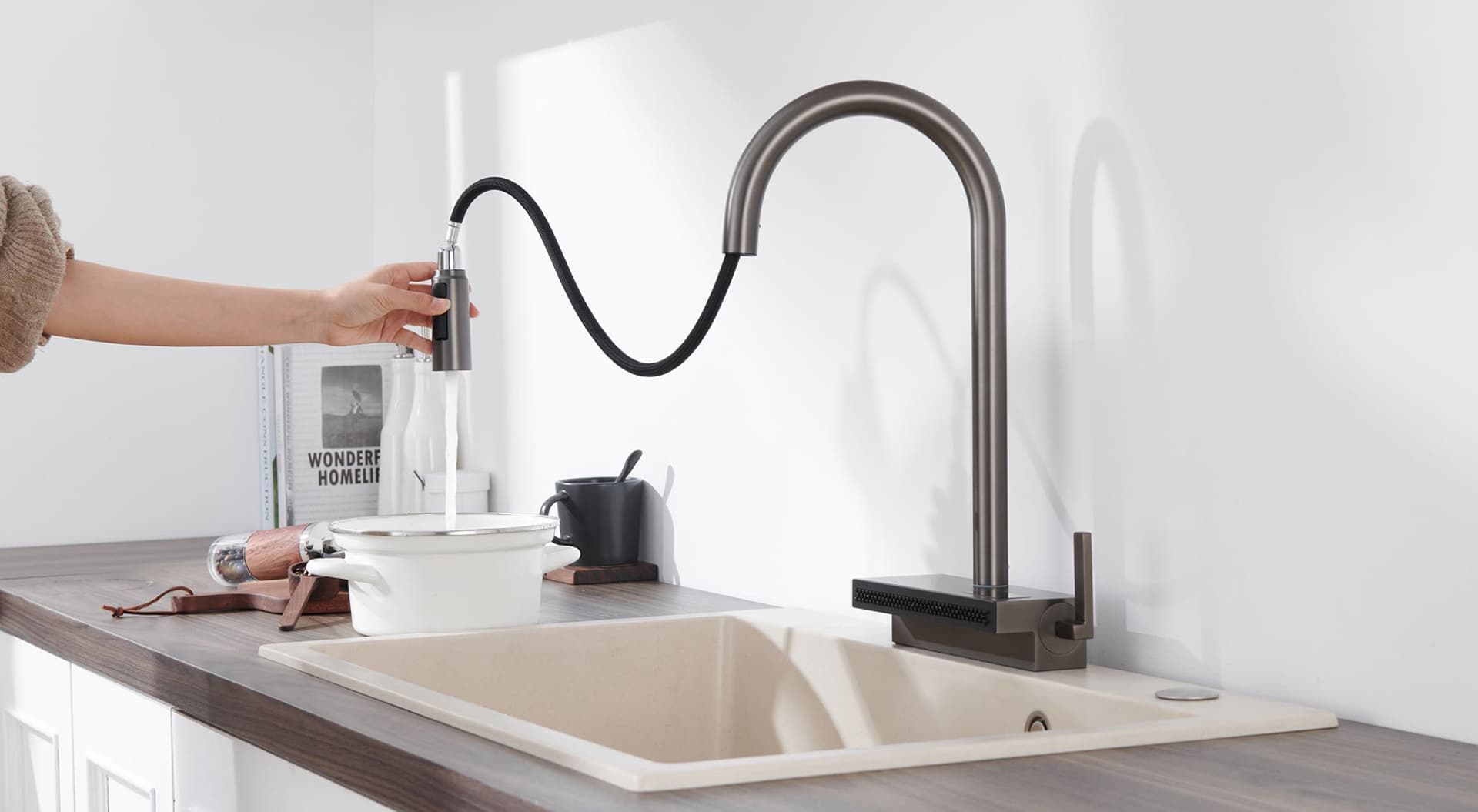 new kitchen faucet (2).jpg