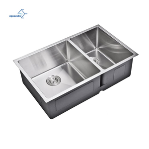 33 Inch 18 Gauge 304 Stainless Steel Handcrafted Dual Basin Undermount Kitchen Sink