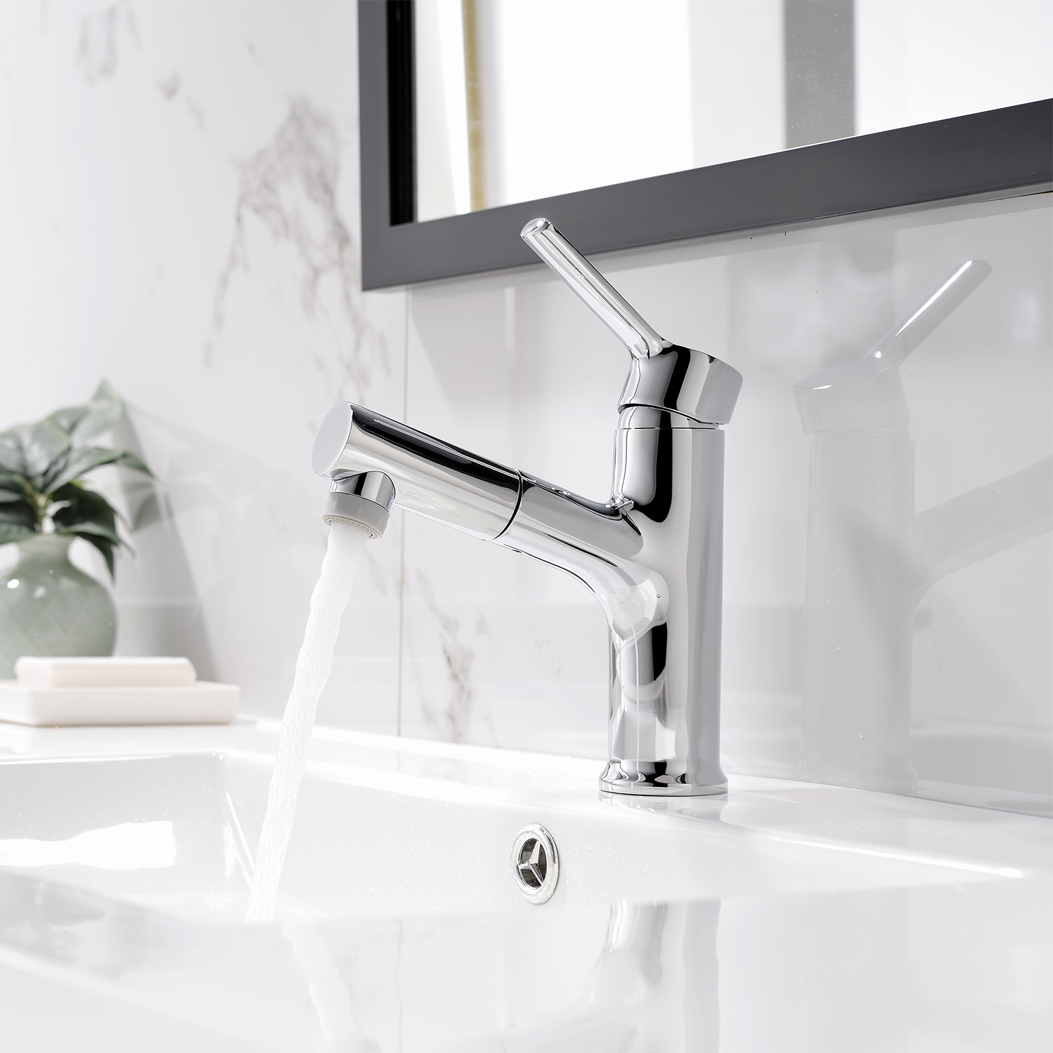 Aquacubic Single Hole brass Dual Spray Modes Bathroom Faucet with Pull Out Sprayer