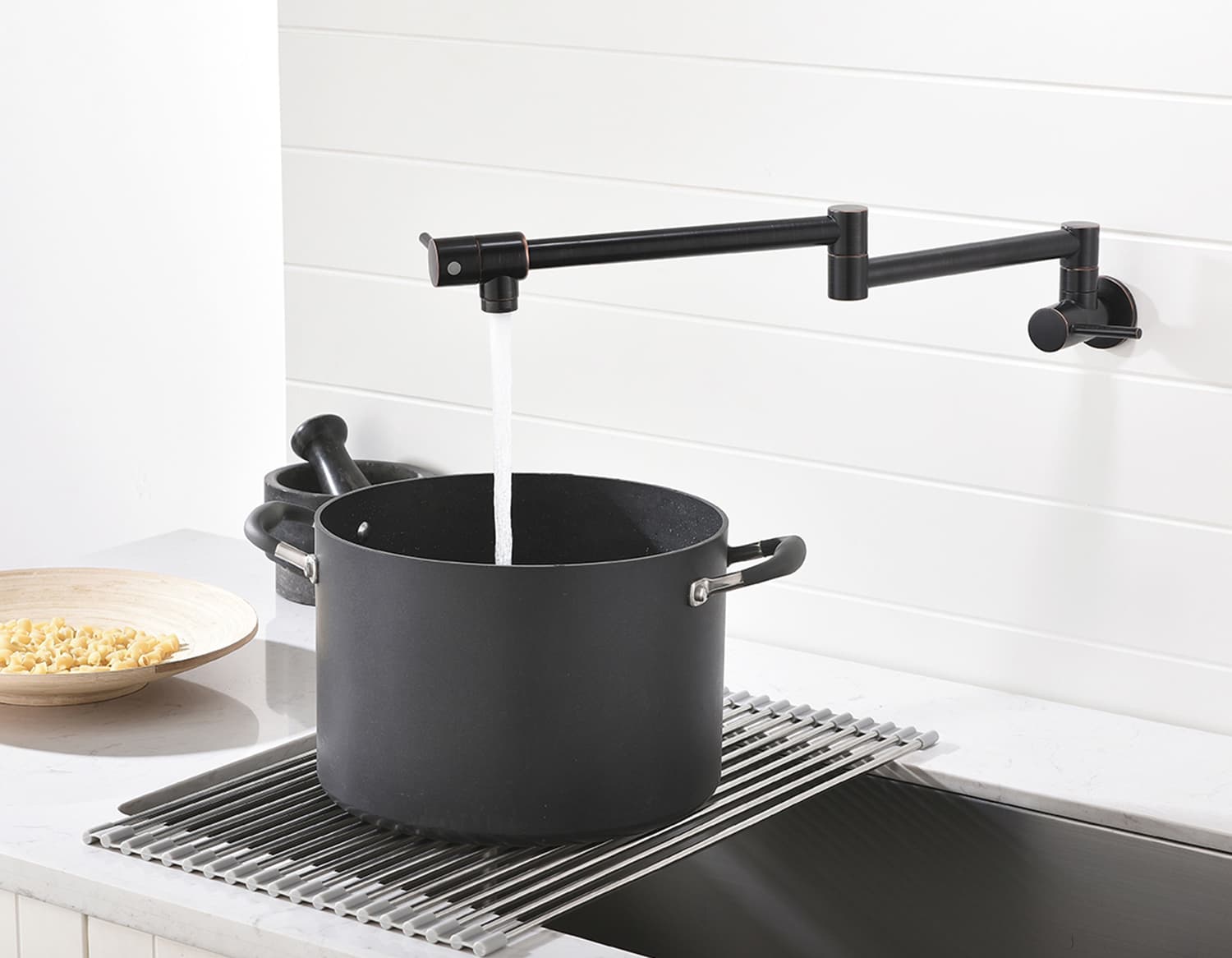 wall mount kitchen faucet (2).jpg