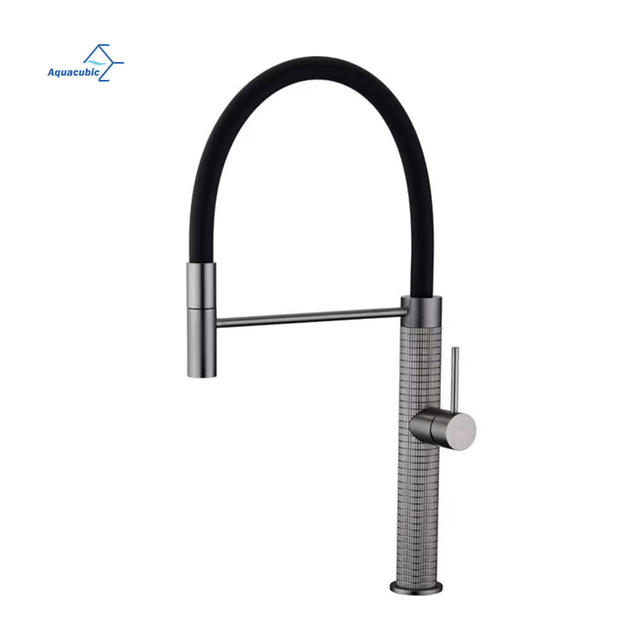 New Italy Luxury Design Pull Down Gun Metal Grey Color Kitchen Sink Mixer Tap with Pull Out Sprayer