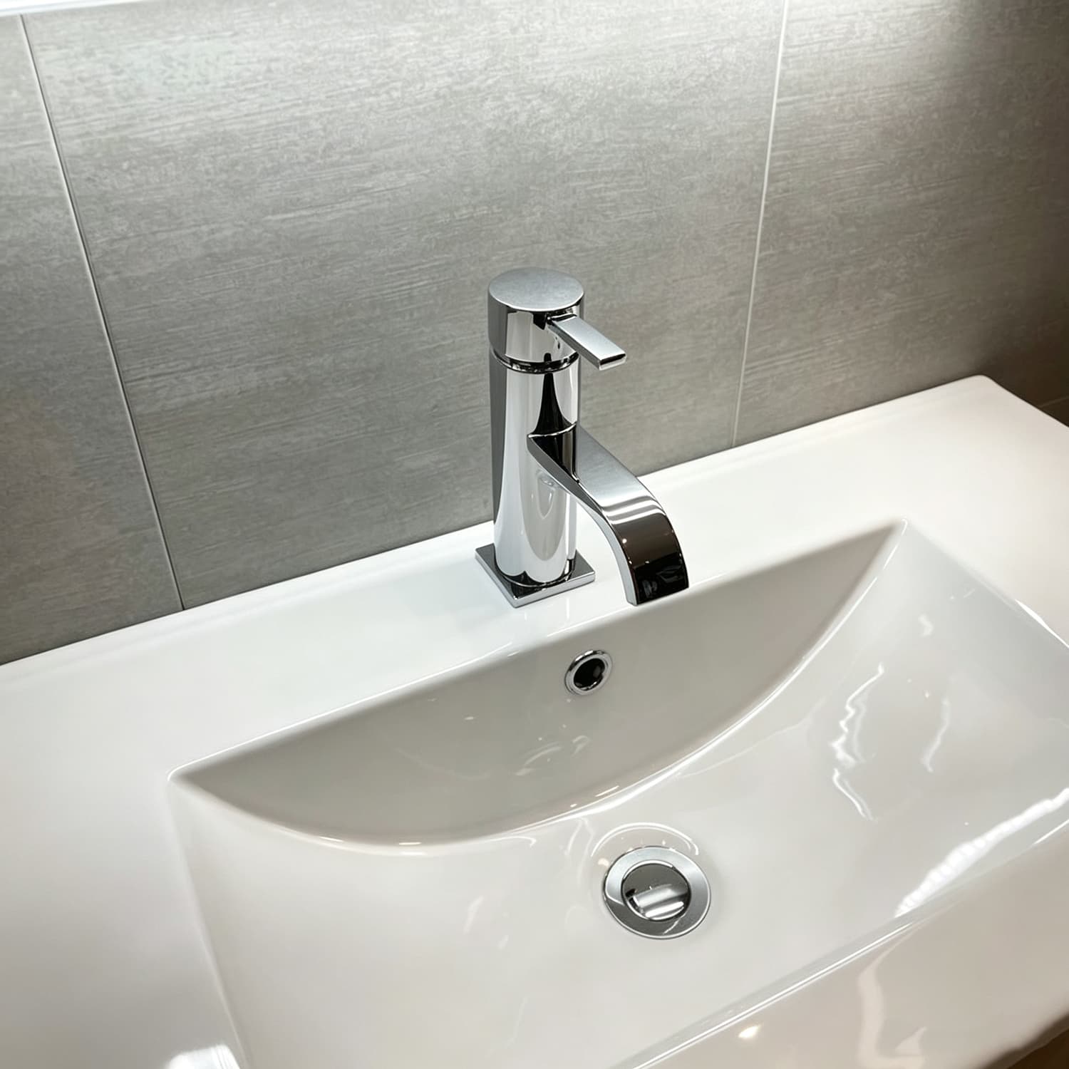 Single Handle Waterfall Basin Faucet, Polished Chrome Solid Brass | Premium Project Supplier