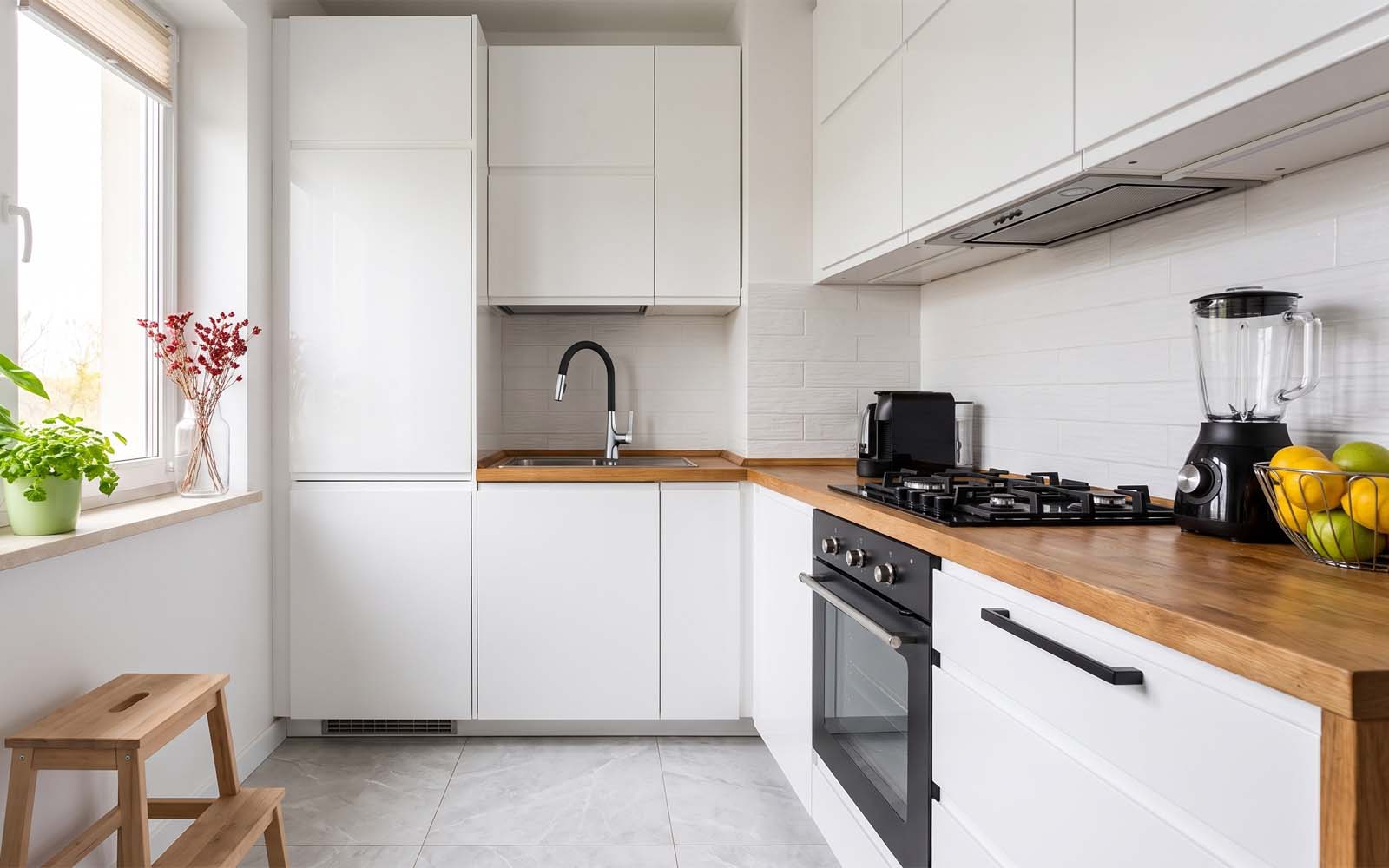 Seattle Urban Rental Kitchens application image